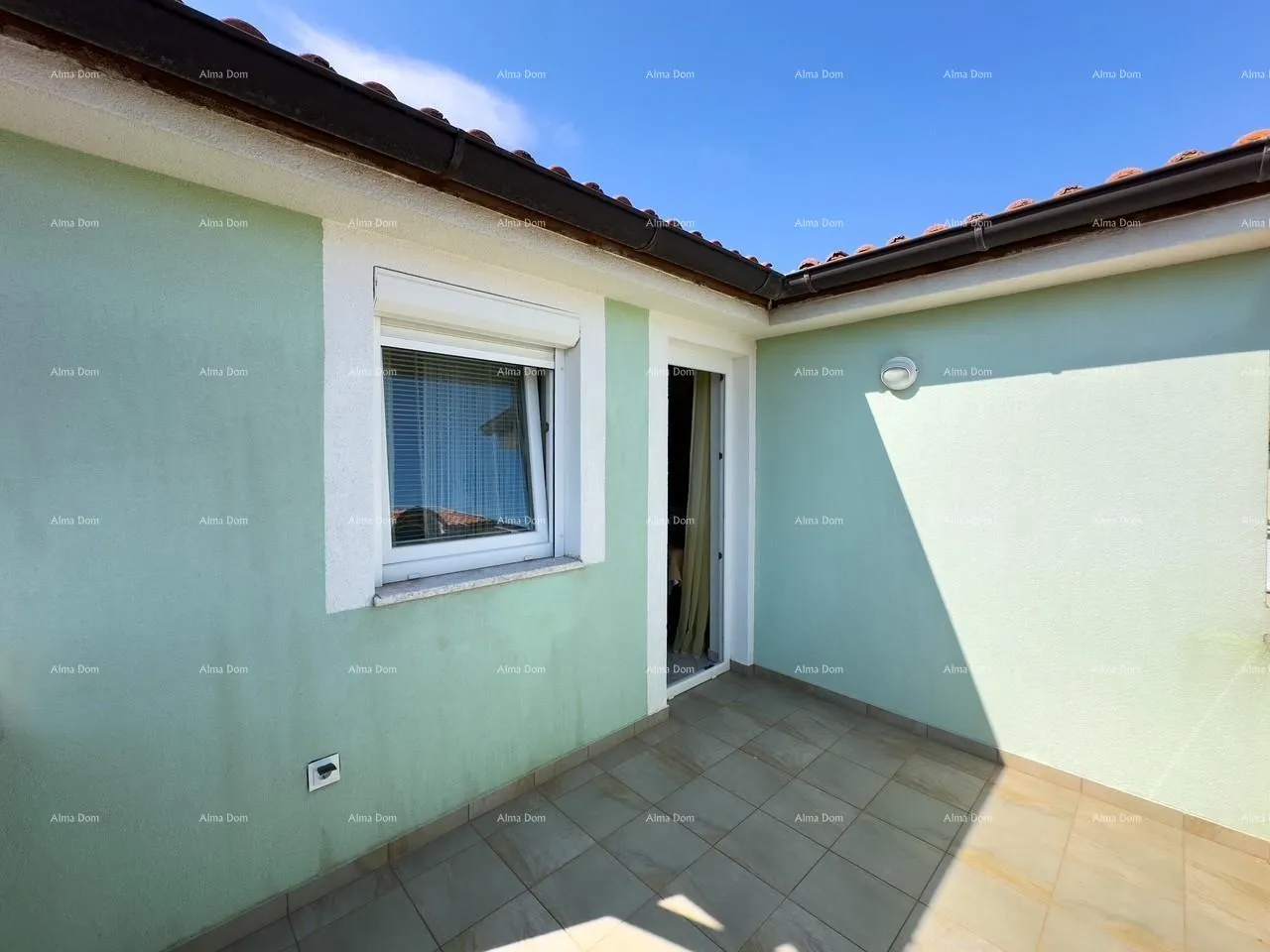 stan medulin! studio apartman. blizina hotela belvedere. - slika 13