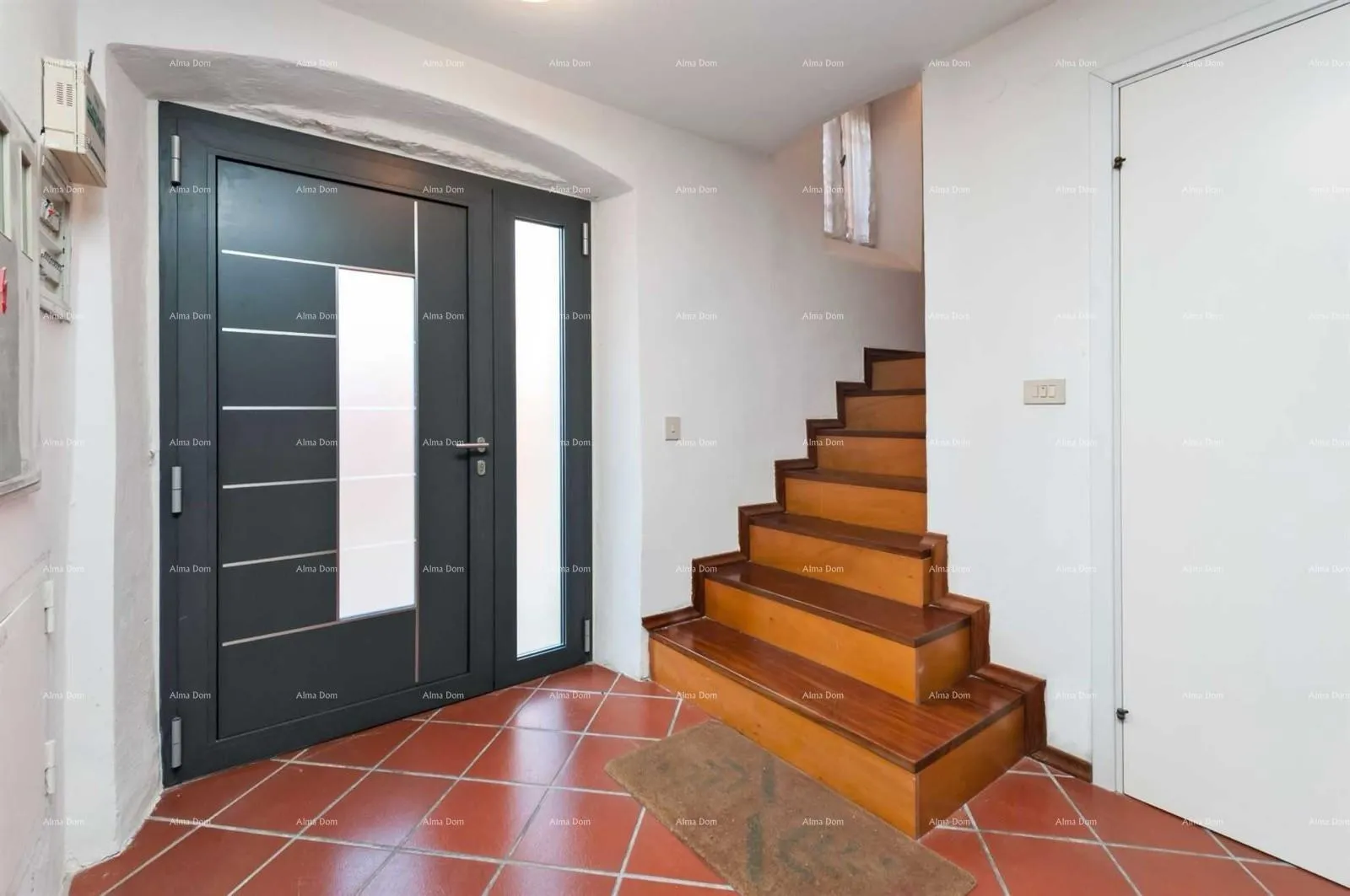 stan rovinj – stan s pogledom na more u samom centru, 50 m od mora - slika 20
