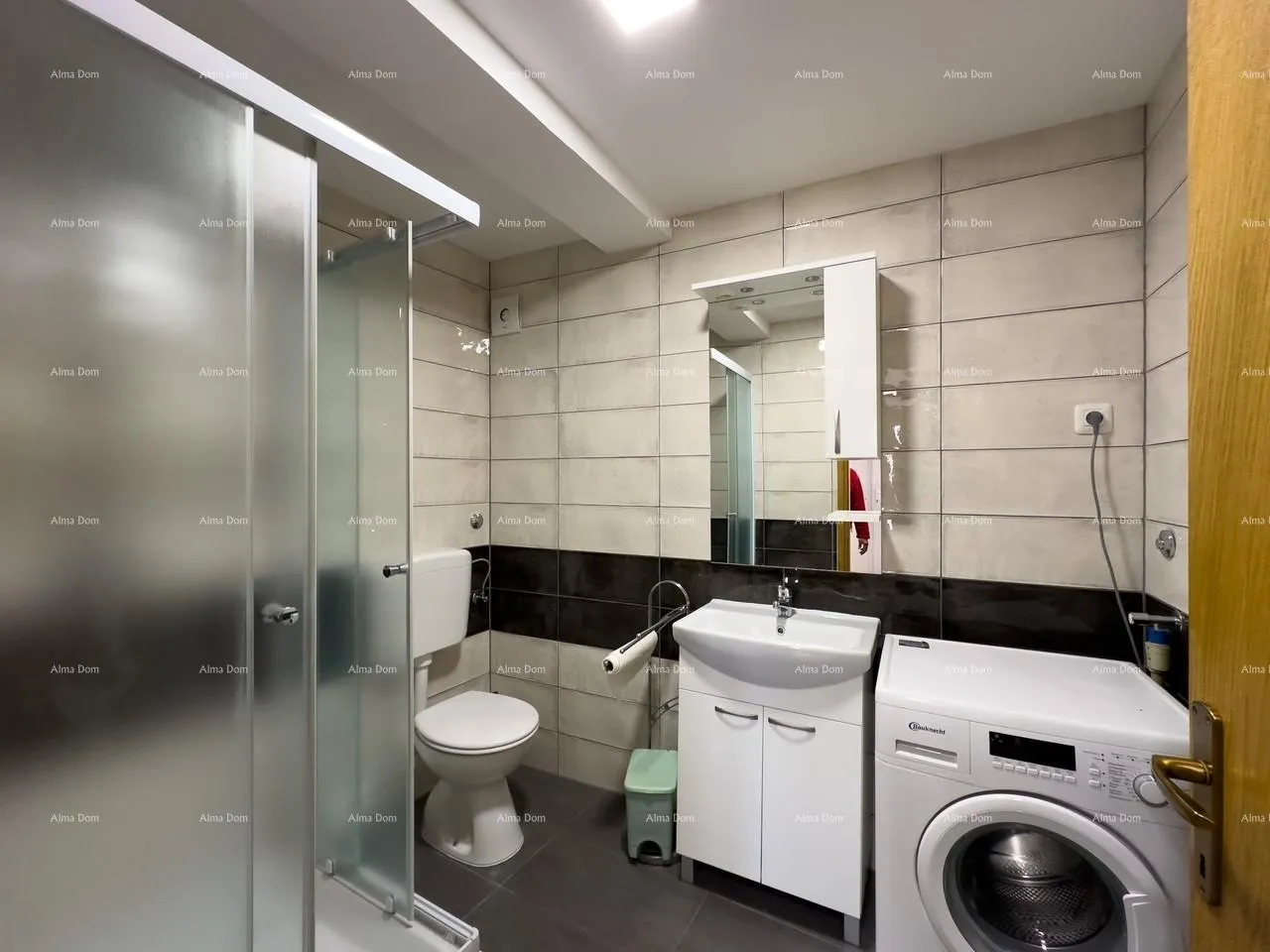kuća prodaja renovirane kuće s pogledom na more, medulin! - slika 6