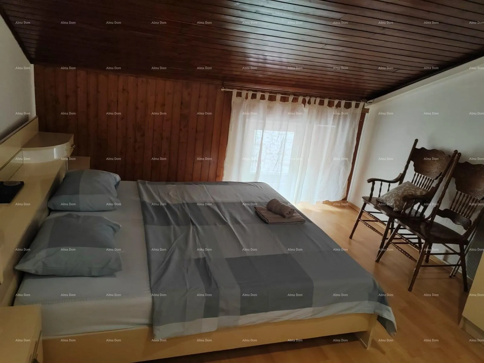 stan centar pule ! pješačka zona. 200 metara do zlatnih vrata. - slika 7