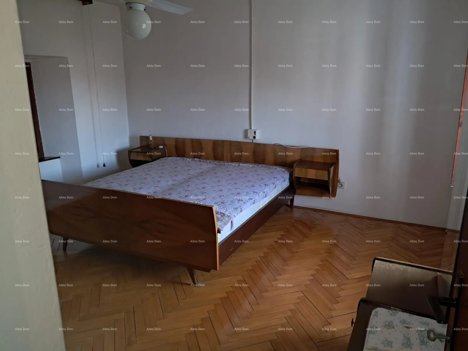 kuća buje! kuća na tri etaže u centru, - slika 5