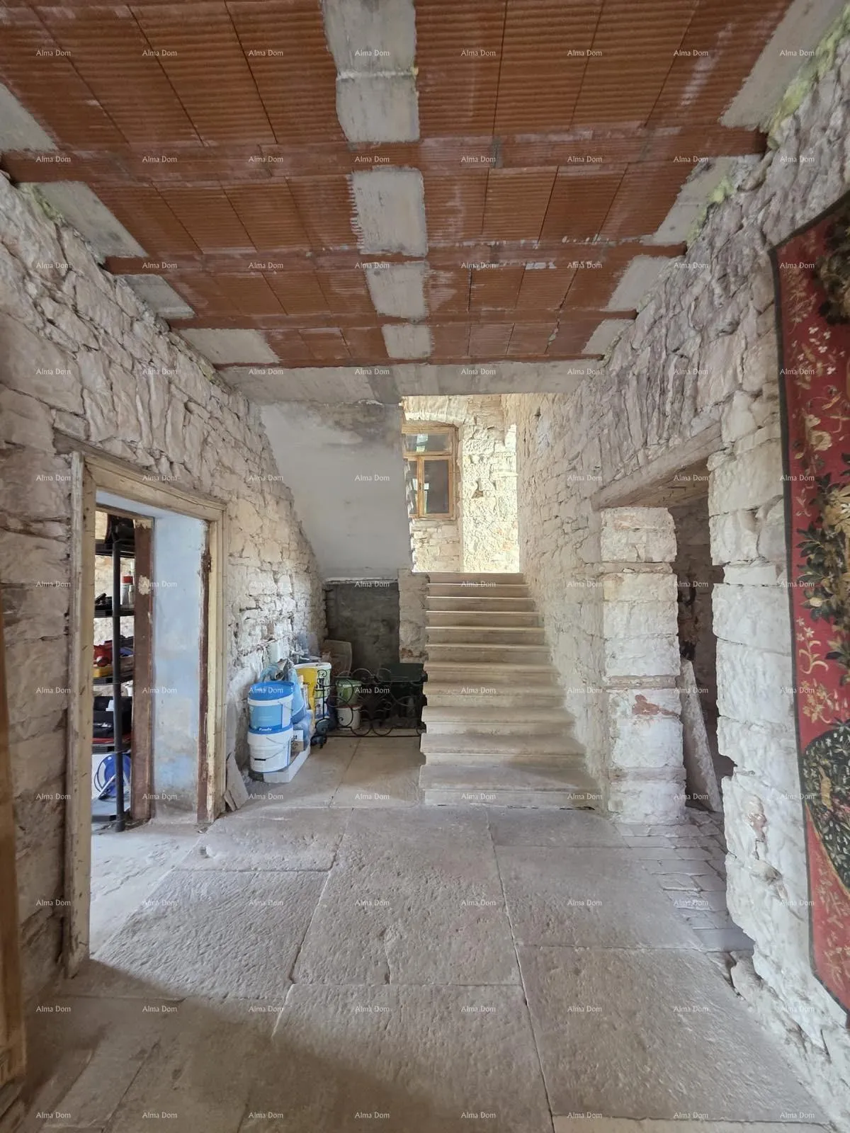 kuća kuća u mutvoranu – 300+ m² i zemljište 2.980 m² - slika 14