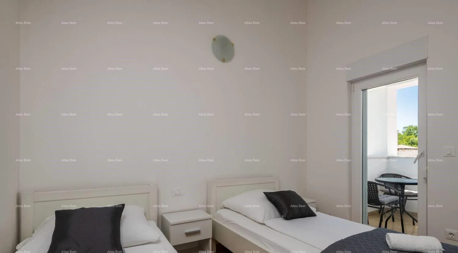 kuća vila dvojna s bazenom – okolica poreč - slika 16