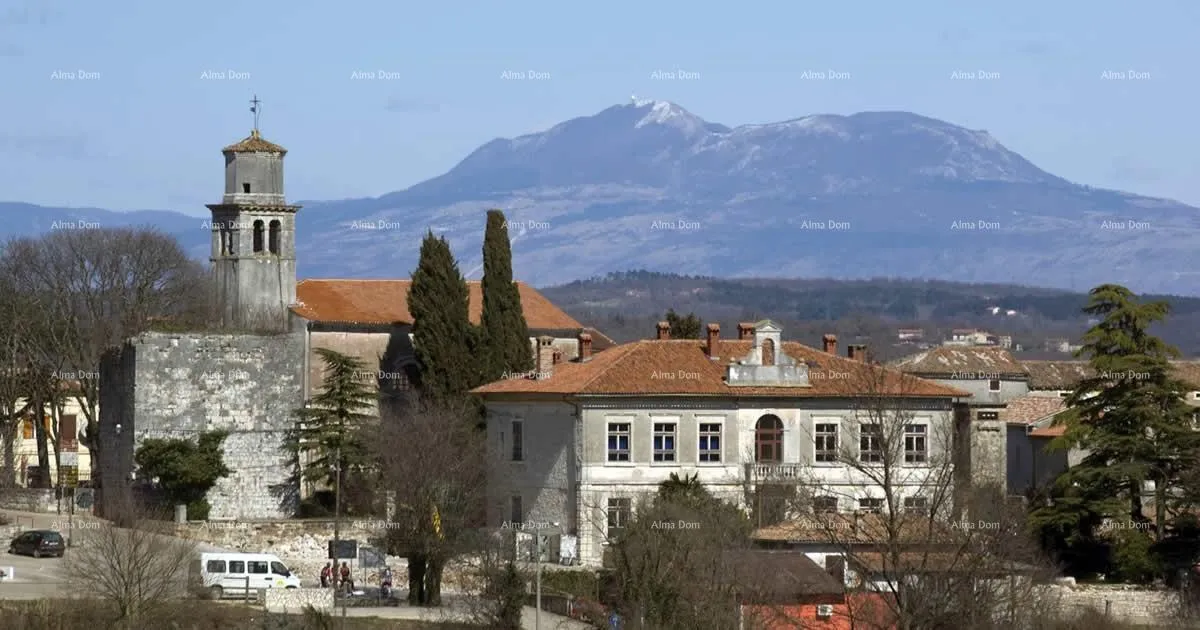 Građevinsko zemljište Građevinsko zemljište, 1549m2, na mirnoj lokaciji – Barban