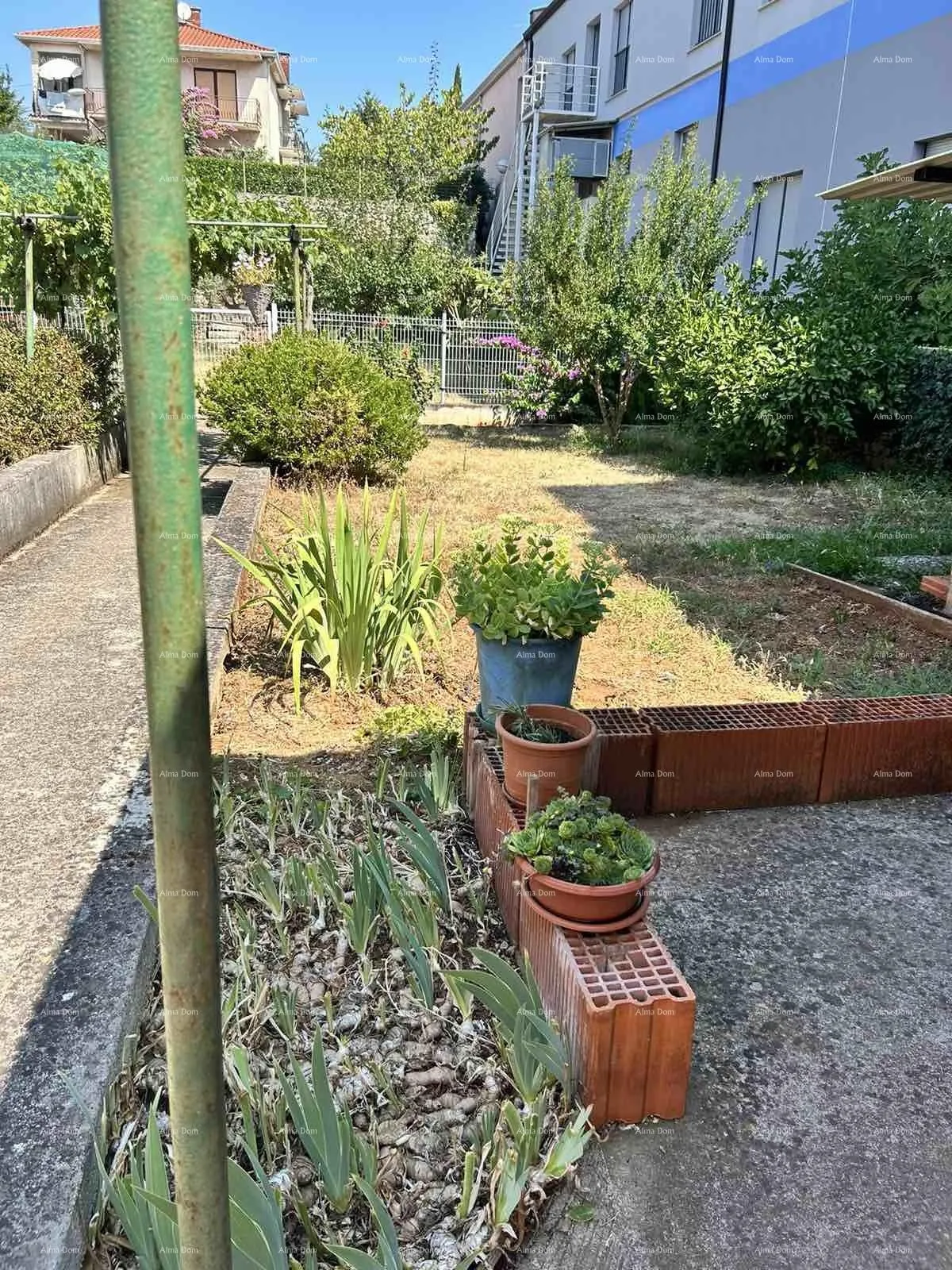stan prodaja stana sa pogledom na more, umag! - slika 4