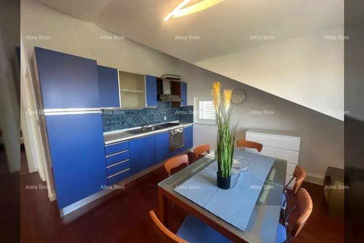 stan poreč – prostrani penthouse s velikom terasom i pogledom na more - slika 6