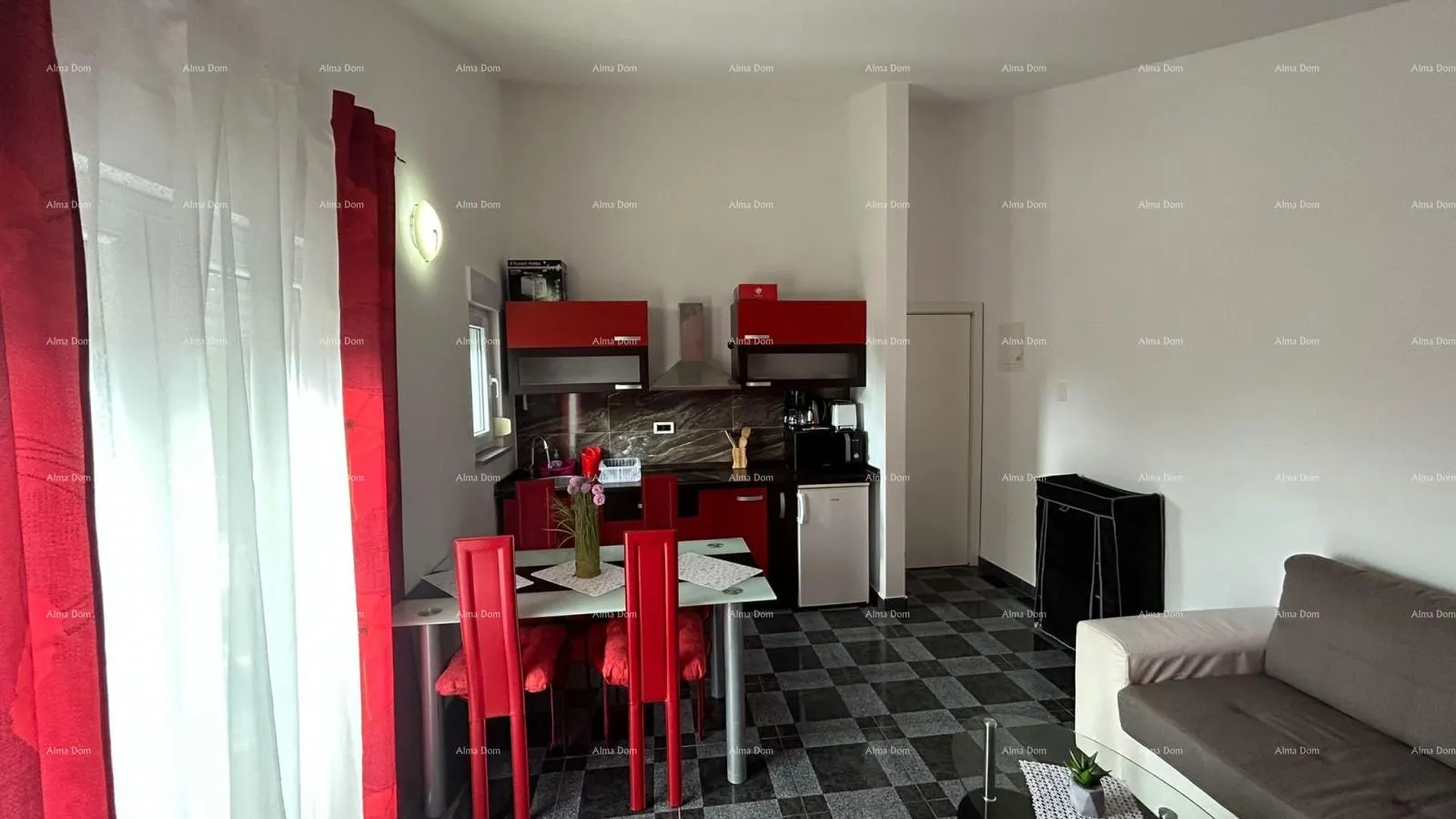 kuća prodajemo kuću sa više apartmana i bazenom. pula veli vrh. - slika 20