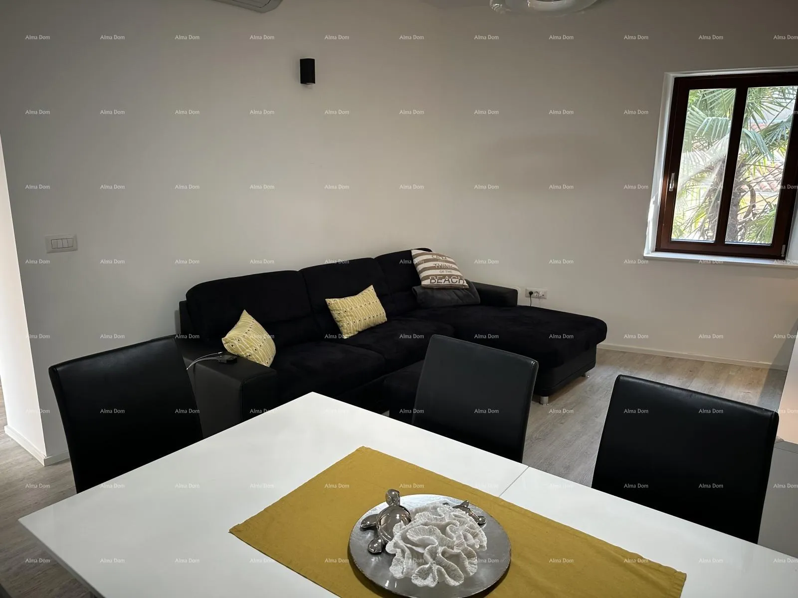 kuća prelijepa kuća s tri etažirana apartmana u staroj jezgri grada, poreč! - slika 25