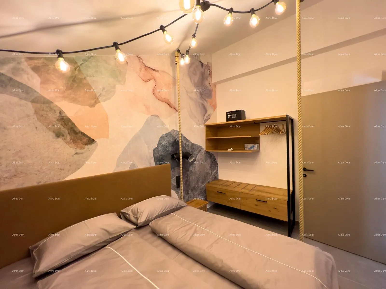 poslovni prostor potpuno nov bed and breakfast u centru pule! - slika 17
