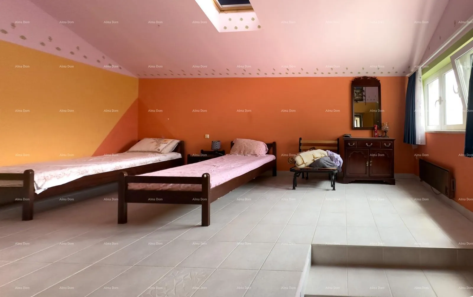 kuća prodajemo kuću u centru ližnjana! - slika 10