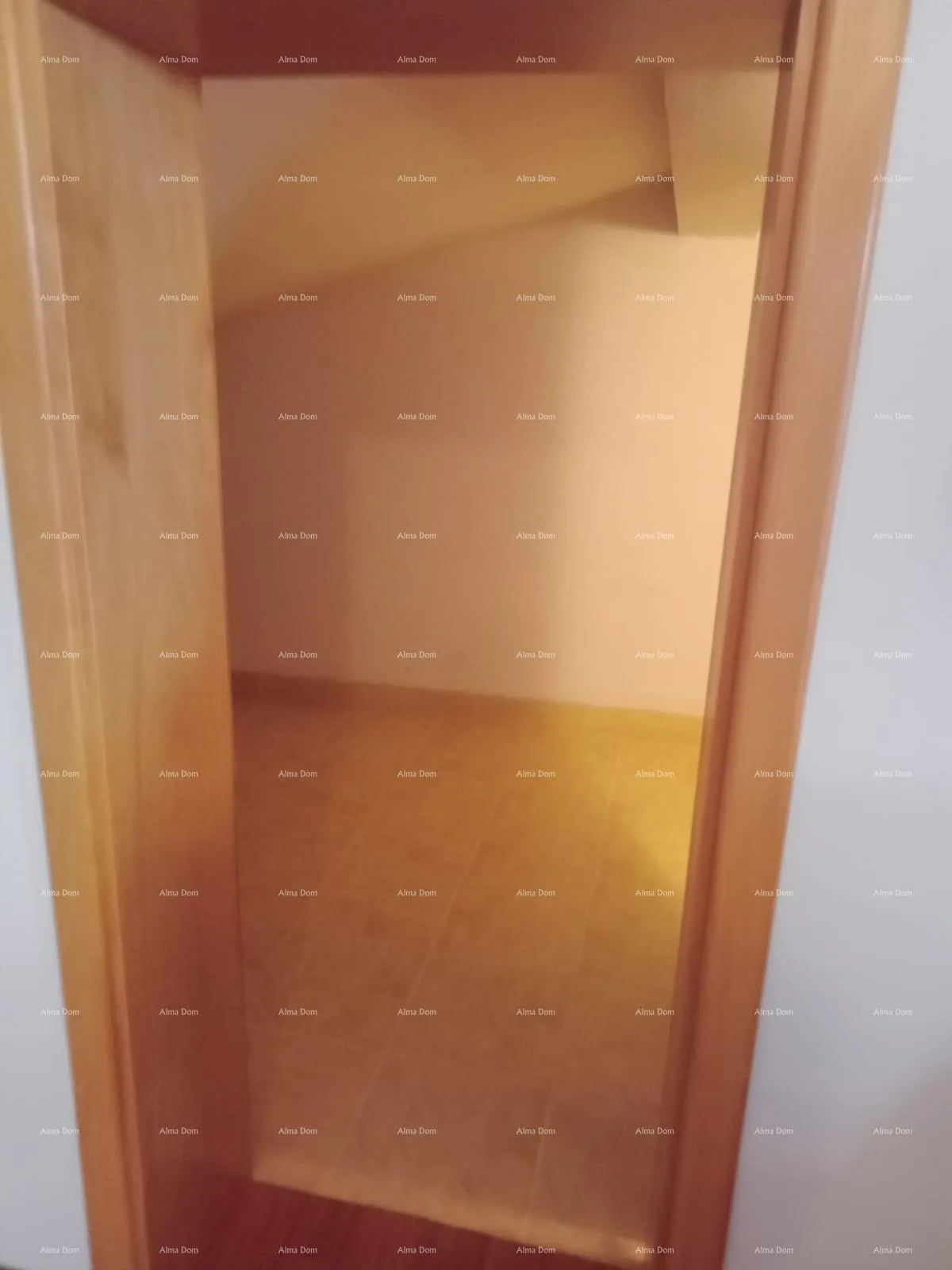 stan prodaja velikog, lijepo uređenog, namještenog stana sa pogledom na more, ližnjan! - slika 24