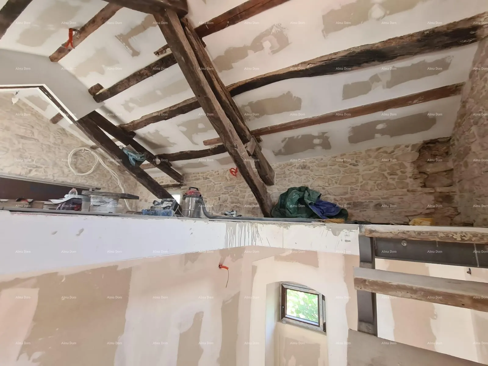 kuća prodaje se kuća s konobom u fazi renovacije, krnica! - slika 27