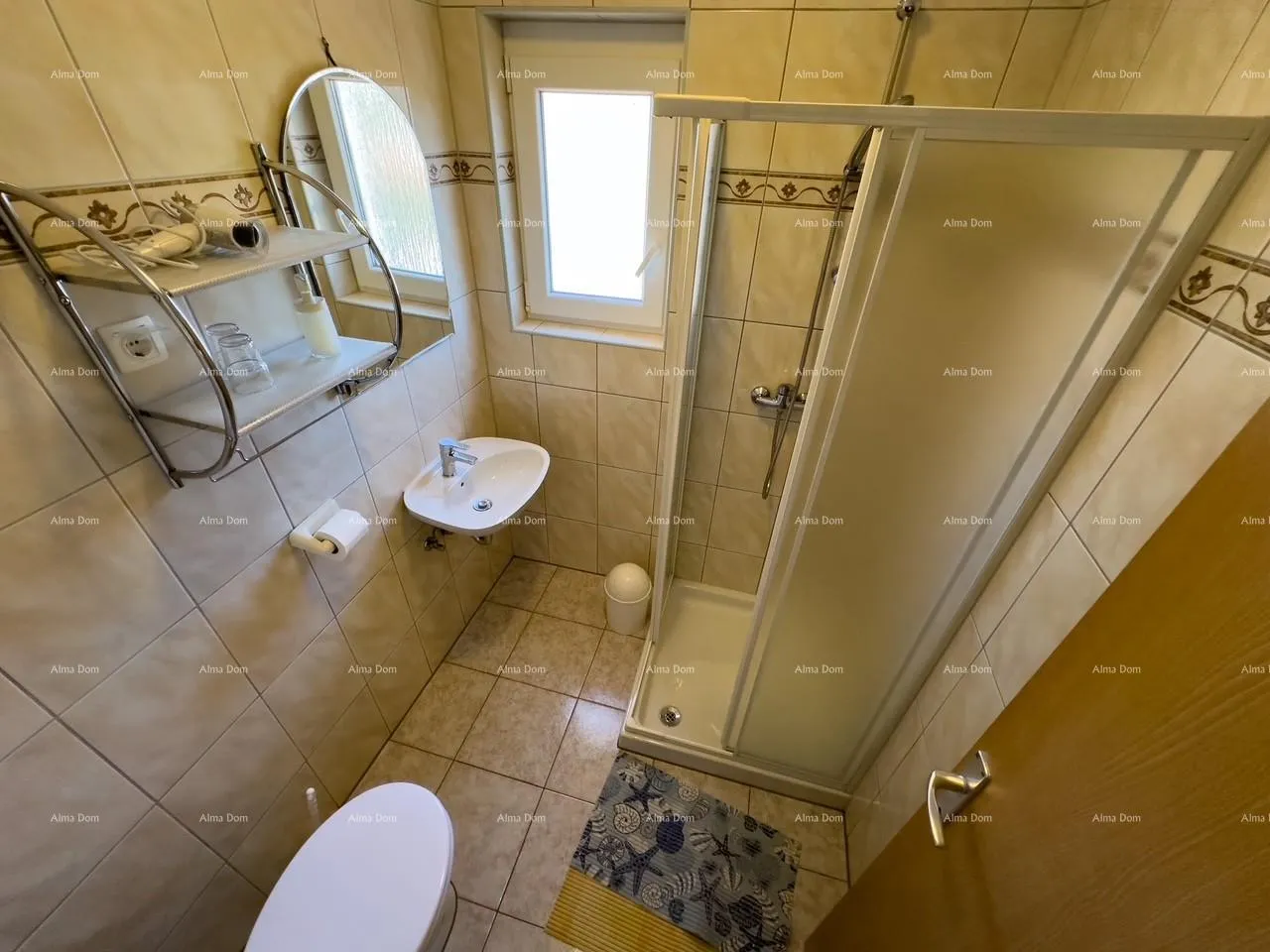 stan medulin! studio apartman. blizina hotela belvedere. - slika 9