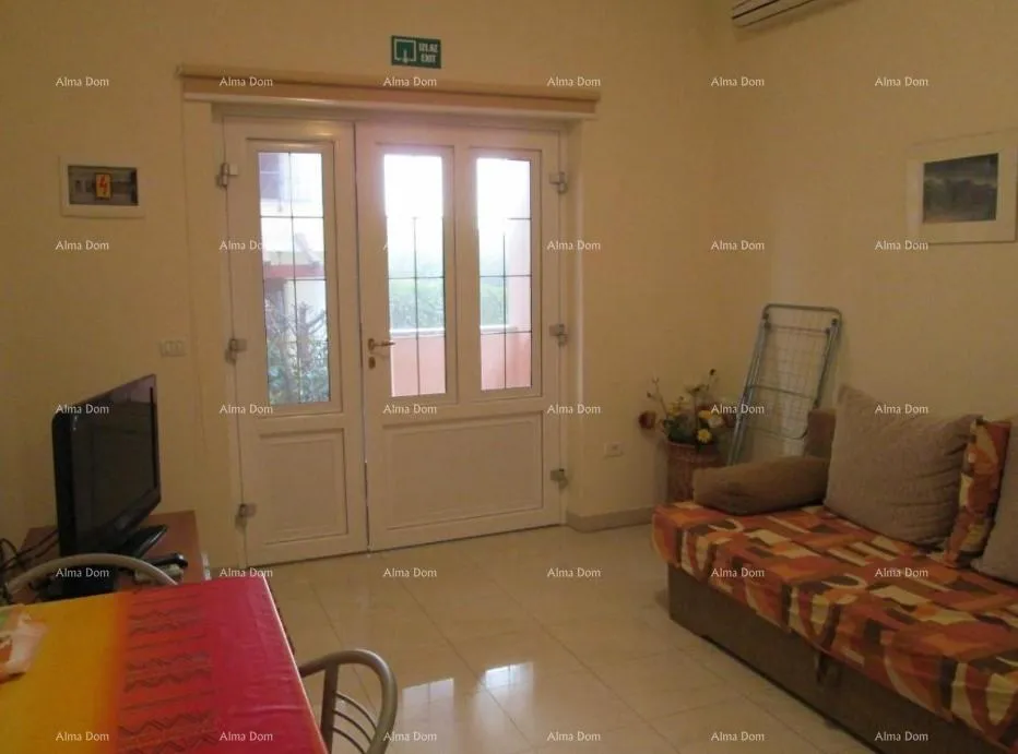 kuća prodaje se kuća sa 5 apartmana i pogledom na more, premantura - slika 7
