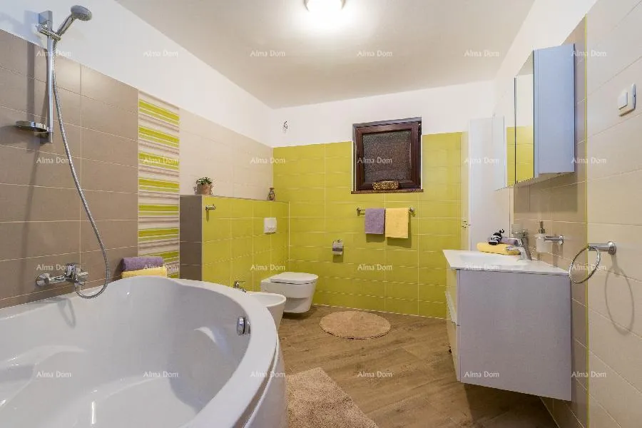 kuća valdebek. samostojeća kuća s bazenom i jacuzzijem! blizina centra grada pule. - slika 32