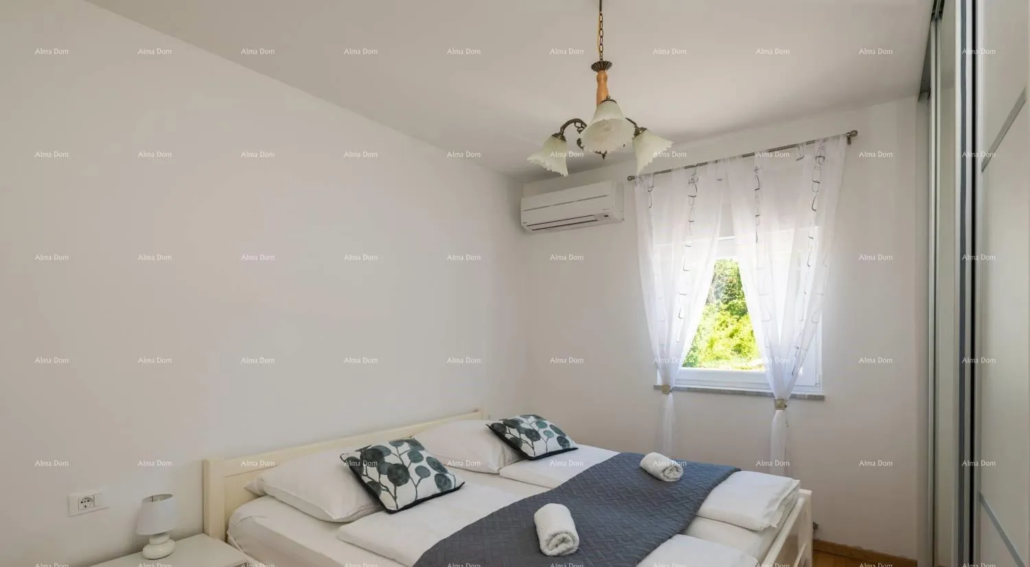 kuća vila dvojna s bazenom – okolica poreč - slika 18