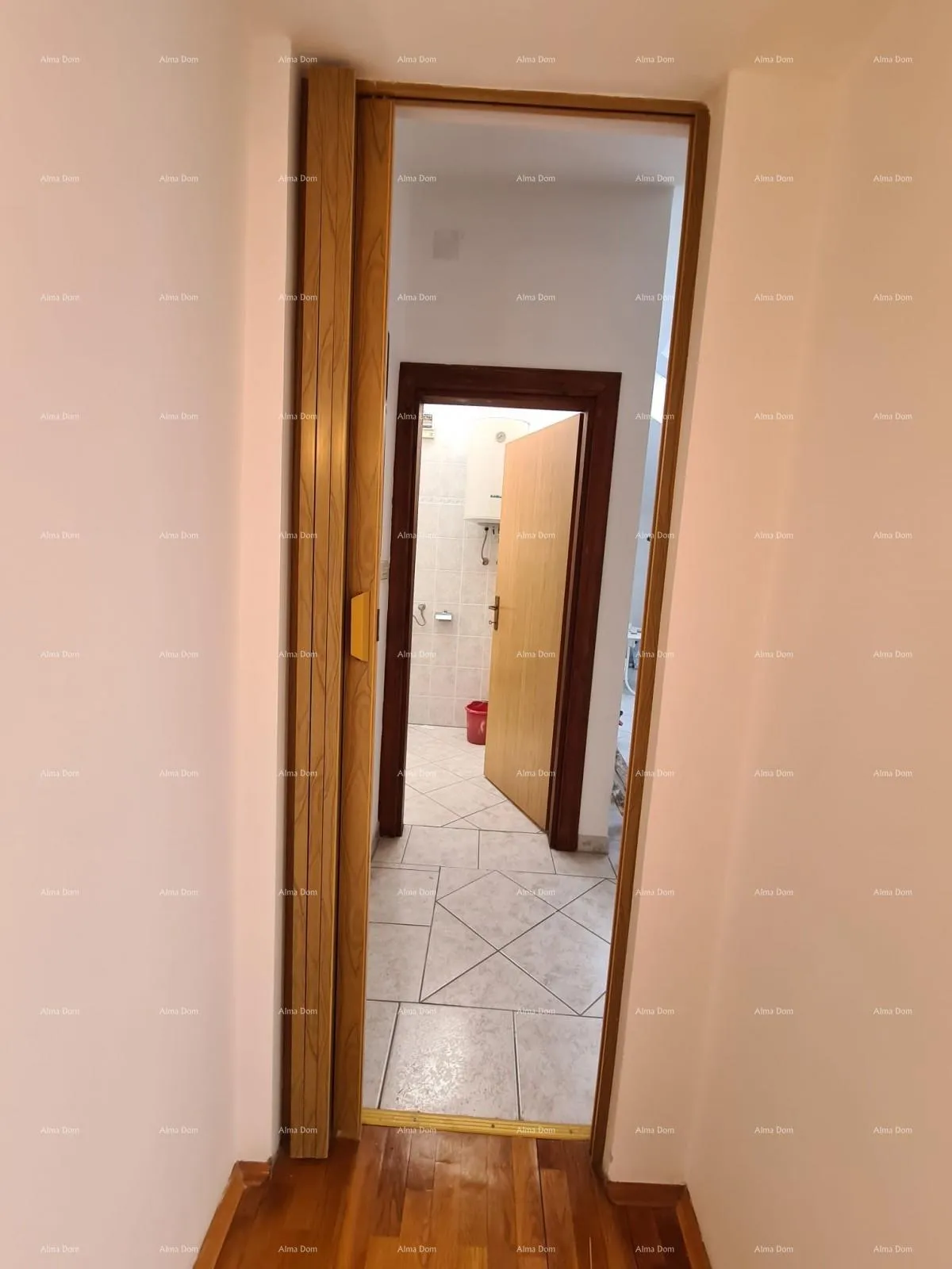 stan izvrsna prilika! prodaja stana na top lokaciji, medulin! pet minuta lagane šetnje do mora i plaža.neposredna blizina kampa. - slika 15