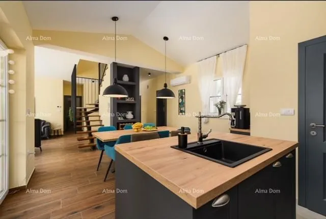 kuća luksuzna, potpuno namještena istarska vila s studio apartmanom, bazenom i pogledom na more, kanfanar! - slika 4