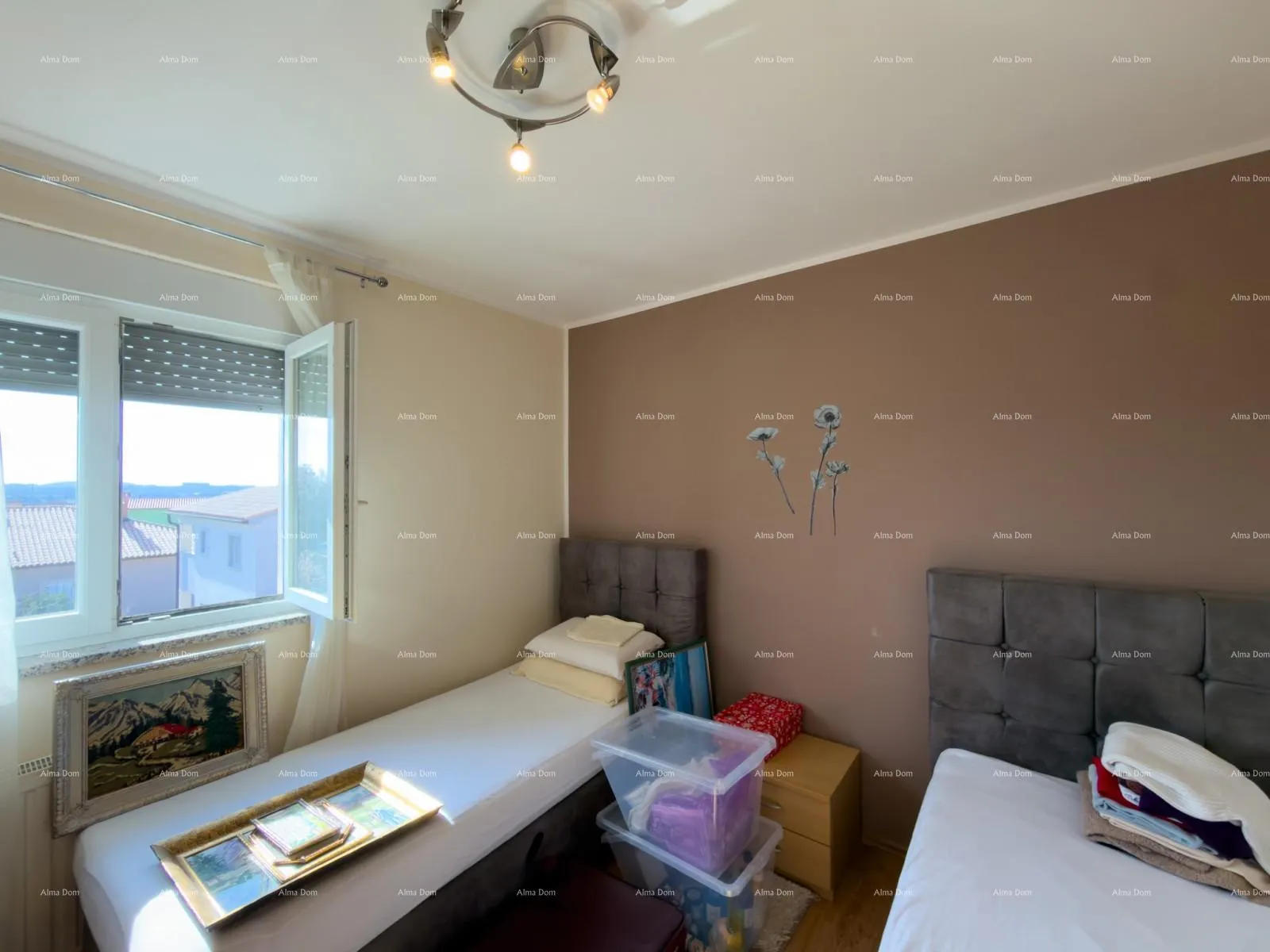 kuća kuća sa dva stana u okolici pule - slika 27