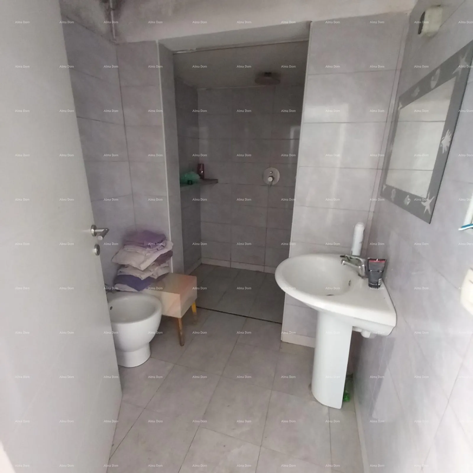 kuća pula! prizemnica s velikim vrtom i terasom. - slika 10