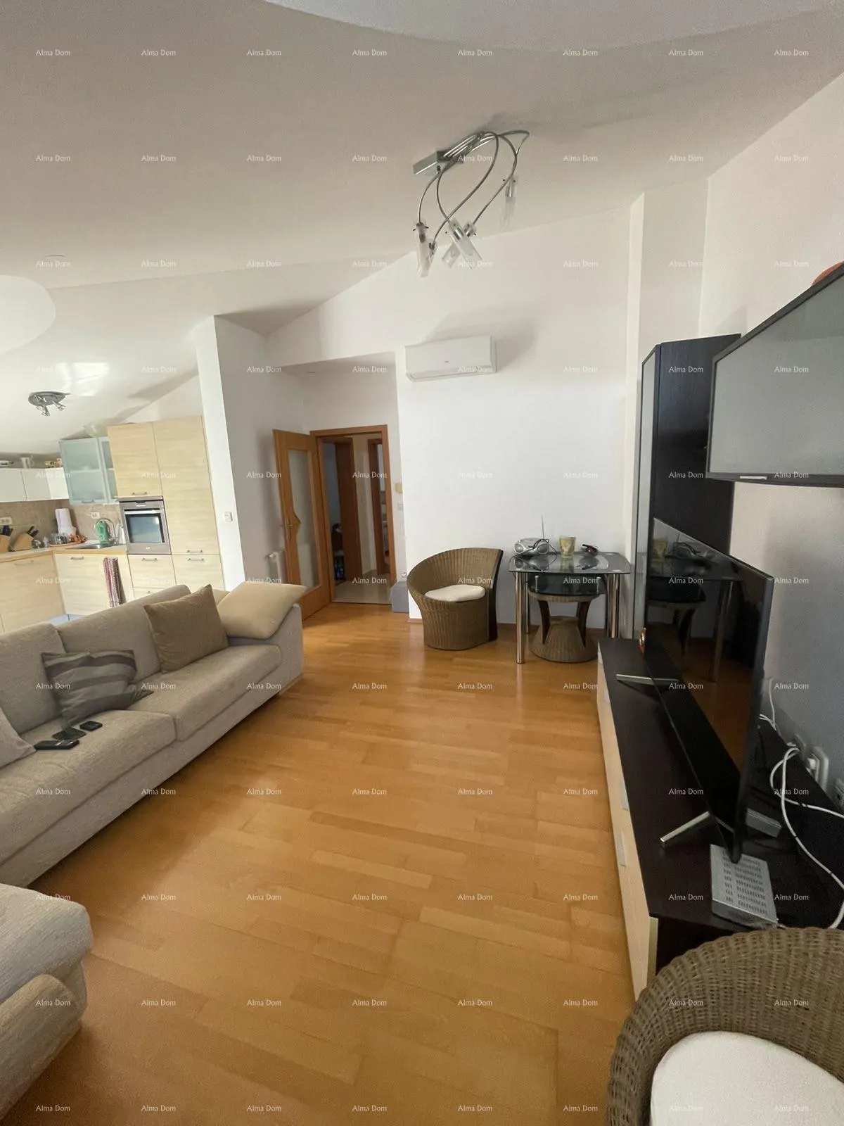 stan pula, veruda – lungomare, stan, 73 m²s garažom, 300 m od mora - slika 2