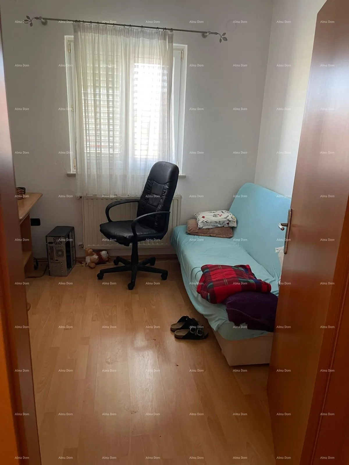 kuća umag! kuća s velikom okućnicom i terasom. - slika 9