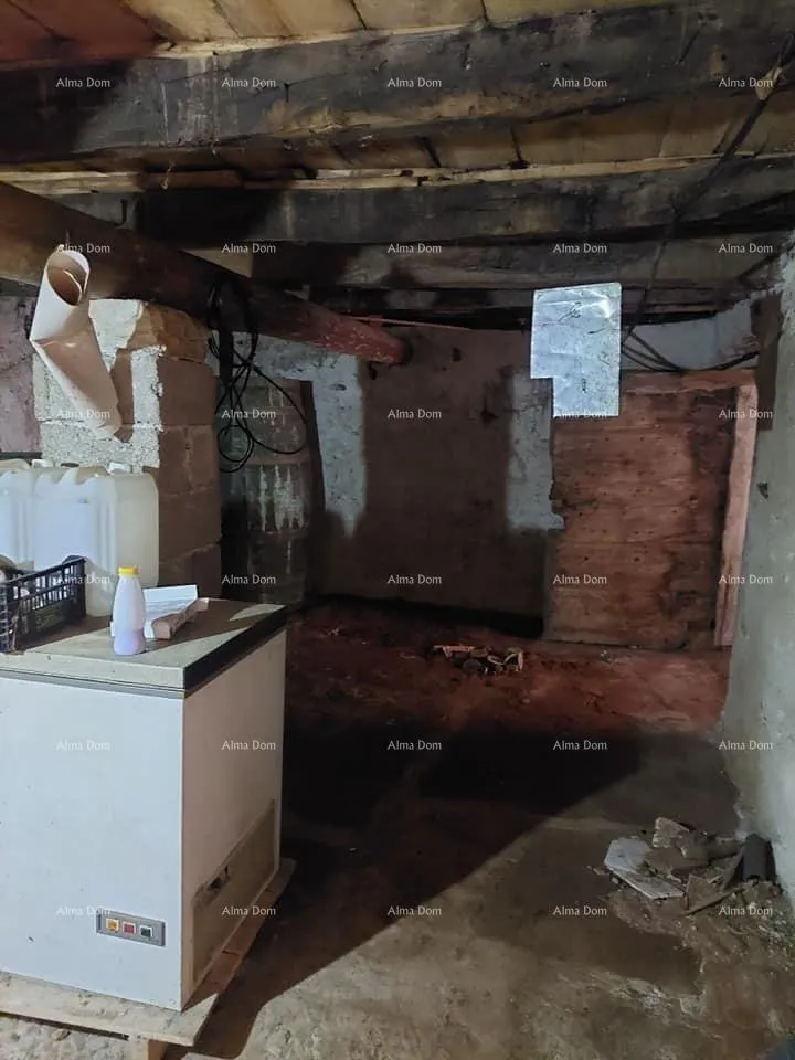 kuća prodaje se kuća za renovaciju, blizina tinjana! - slika 13
