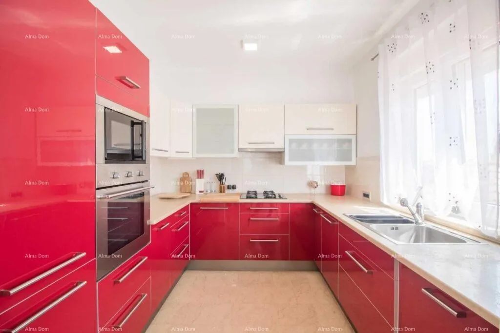 kuća predivna villa na velikoj okućnici! pula. - slika 8