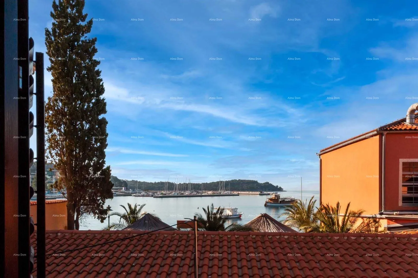 Stan Rovinj – Stan s pogledom na more u samom centru, 50 m od mora