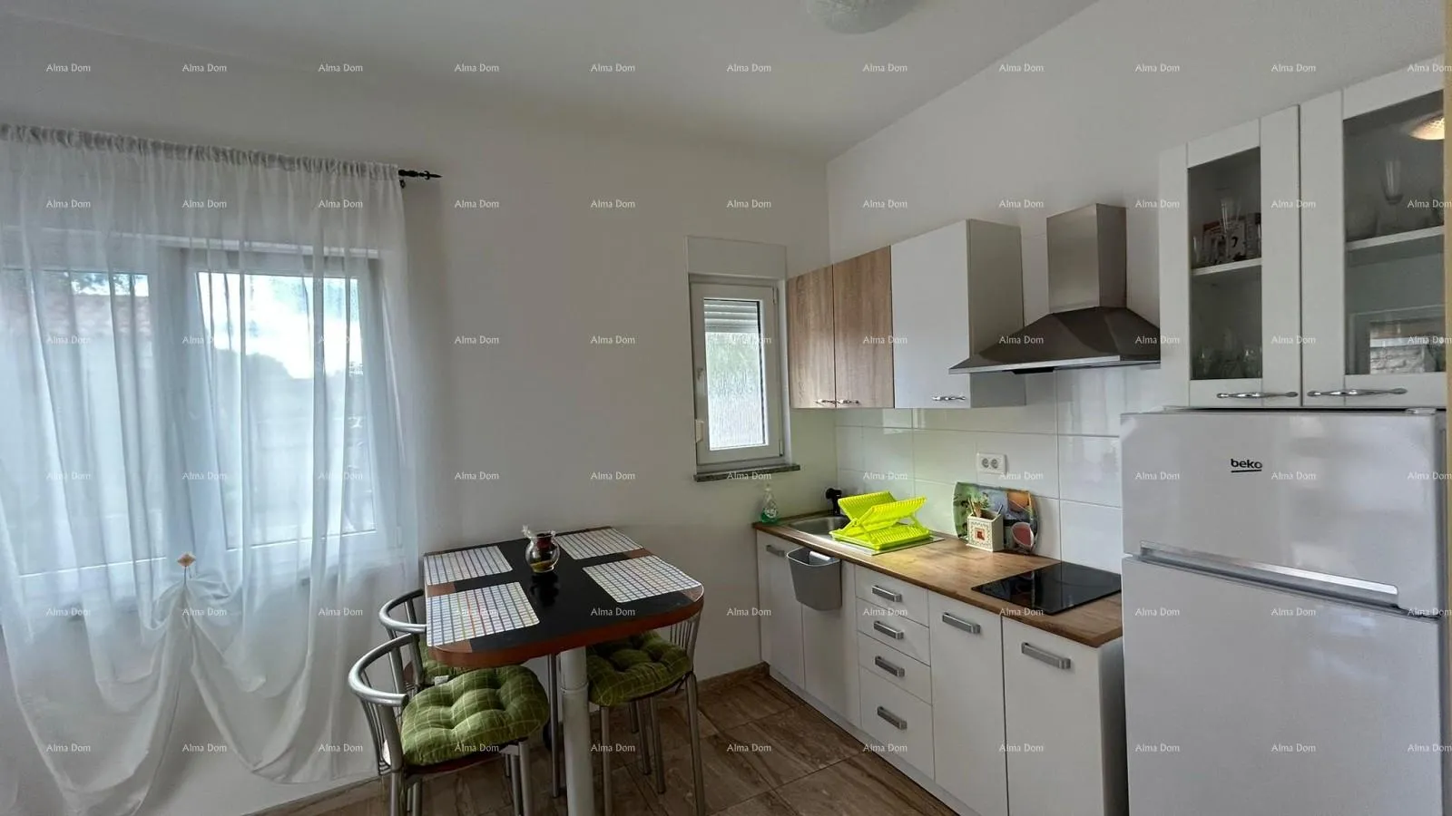 kuća prodajemo kuću sa više apartmana i bazenom. pula veli vrh. - slika 45