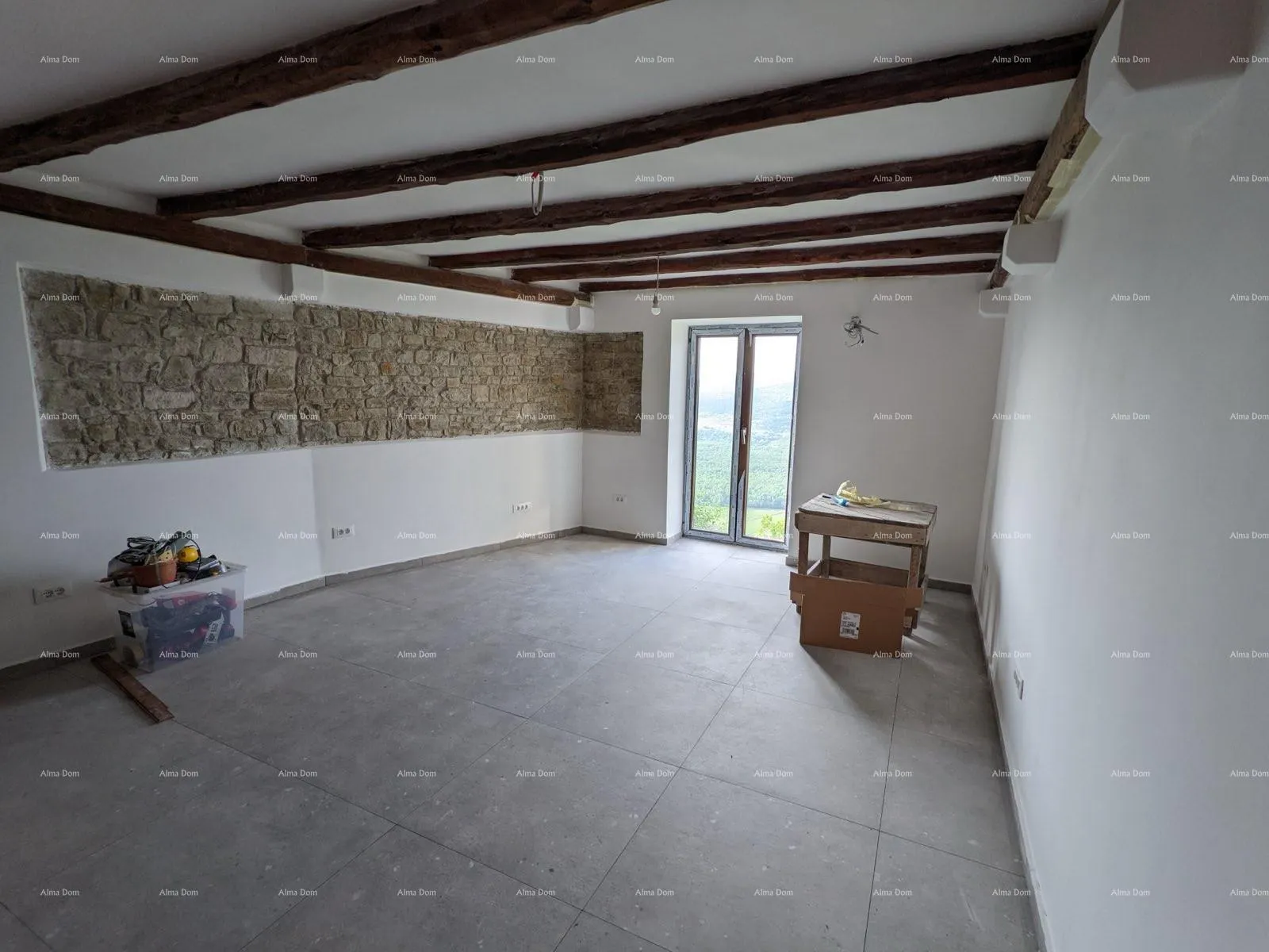 kuća prekrasna renovirana kuća s pogledom i poslovnim prostorom - slika 19