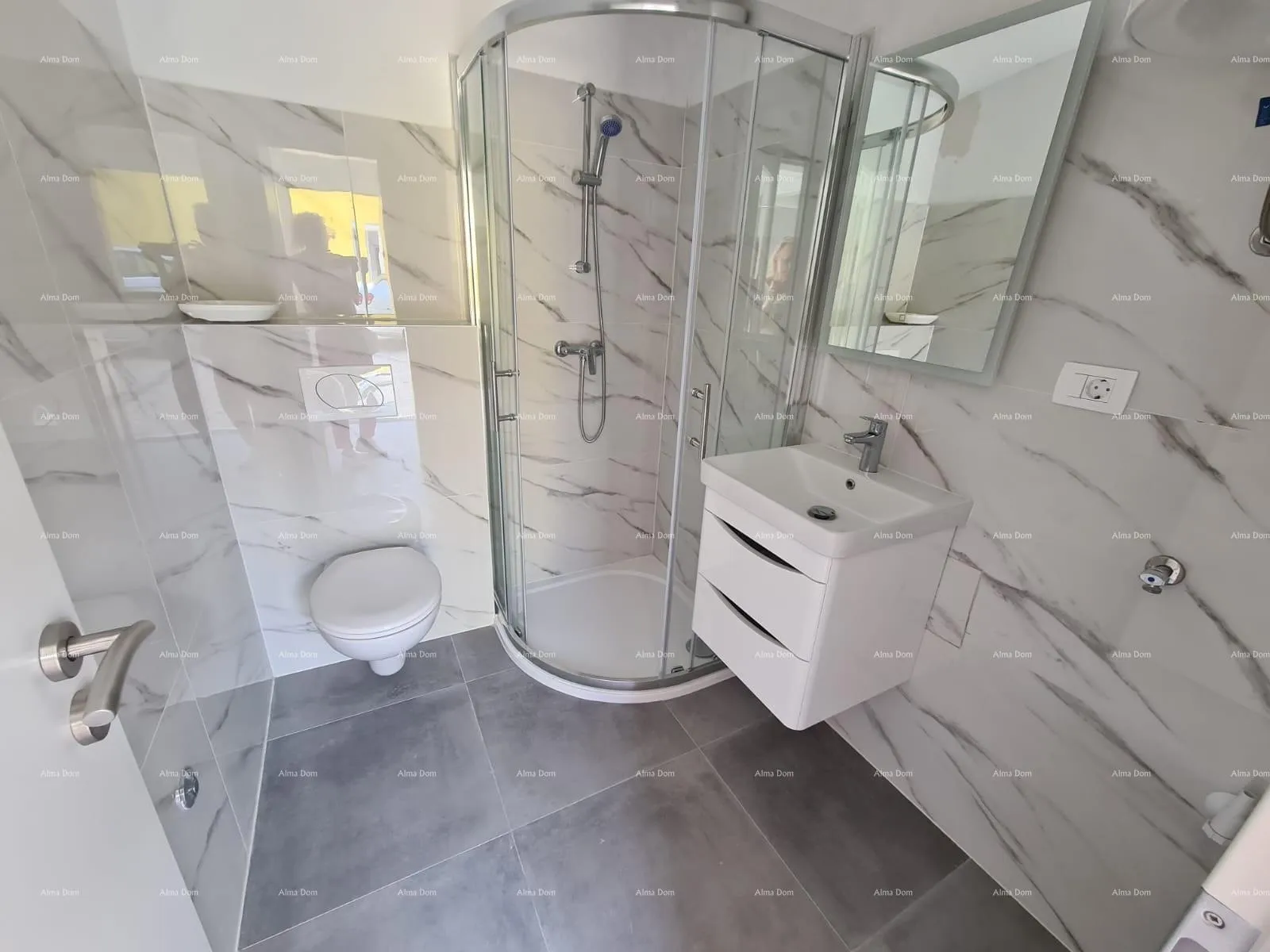 kuća renovirana kamena kuća s bazenom – mirno selo blizu svetvinčenta - slika 32