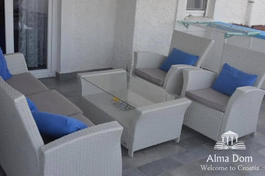 kuća prekrasna kuća u banjolama sa vrtom iz snova!!!! - slika 17