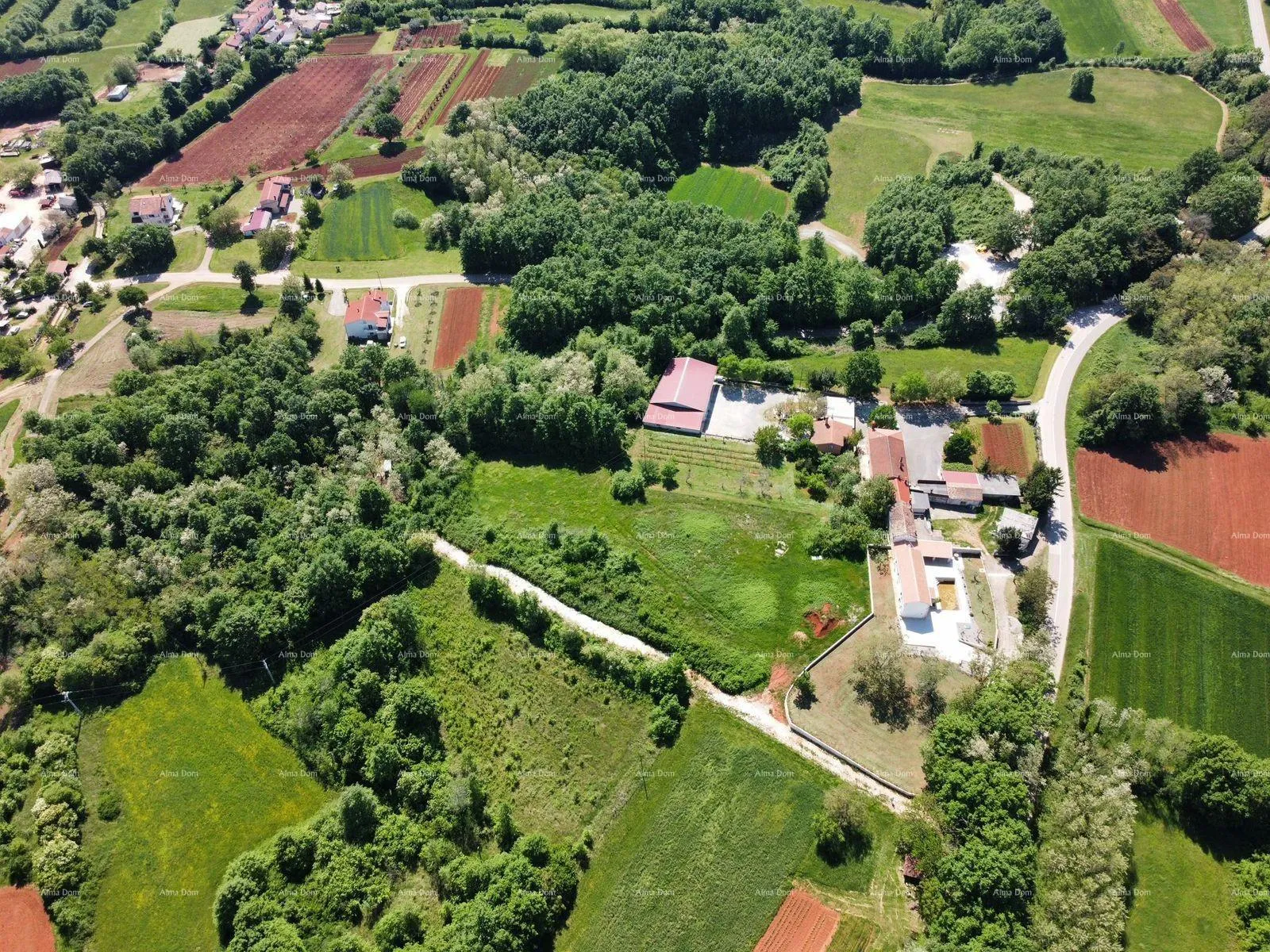 građevinsko zemljište barban - zemljište za gradnju s projektom (kuća s bazenom), 15 minuta do mora - slika 7