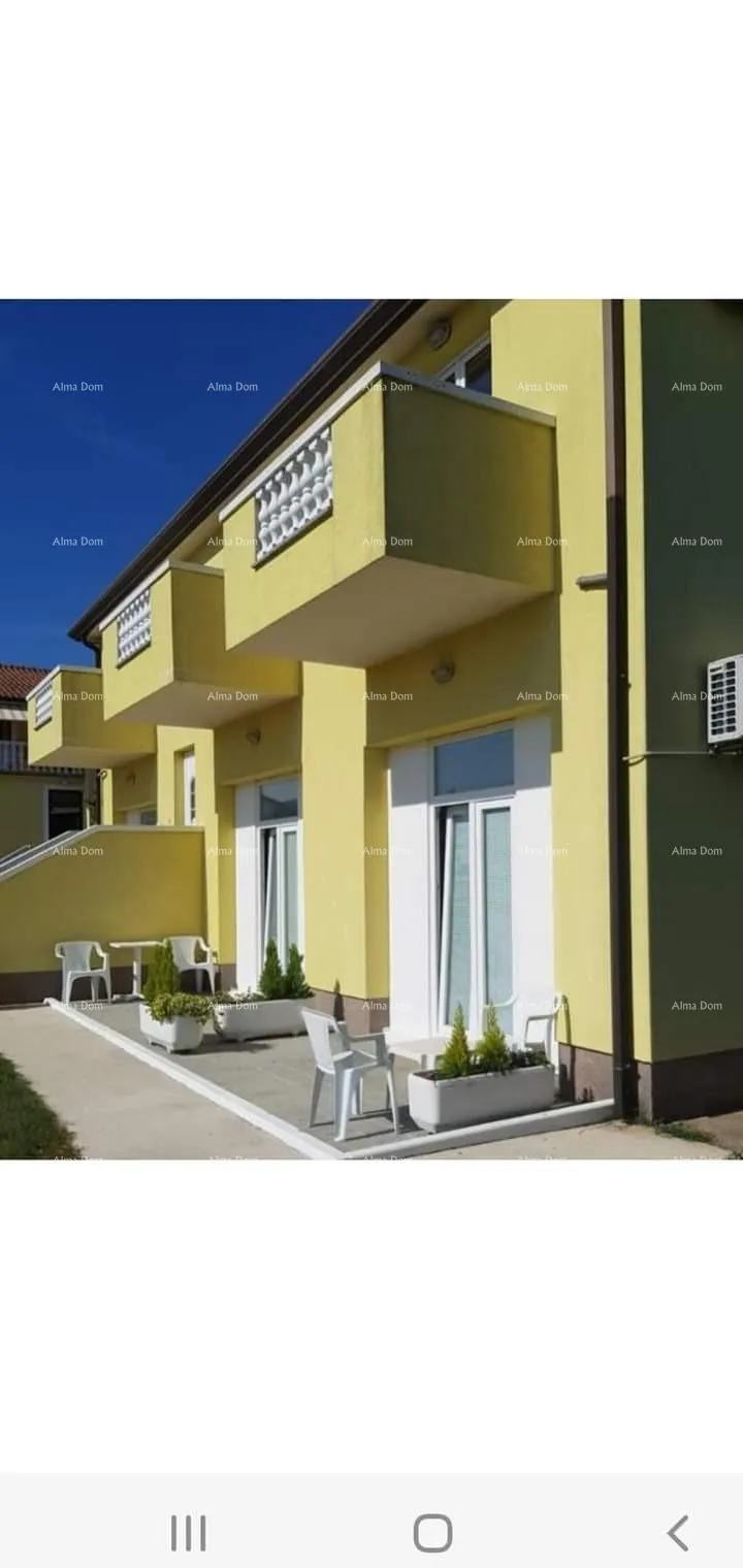 kuća umag. lijepa kuća sa šest apartmana. - slika 4