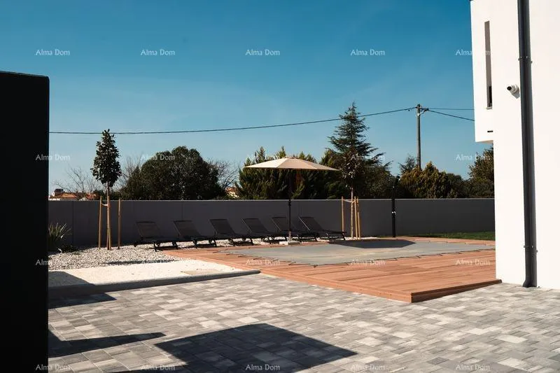 kuća prodaja novoizgrađene, moderne katnice sa bazenom u neposrednoj blizini mora, pomer! - slika 5