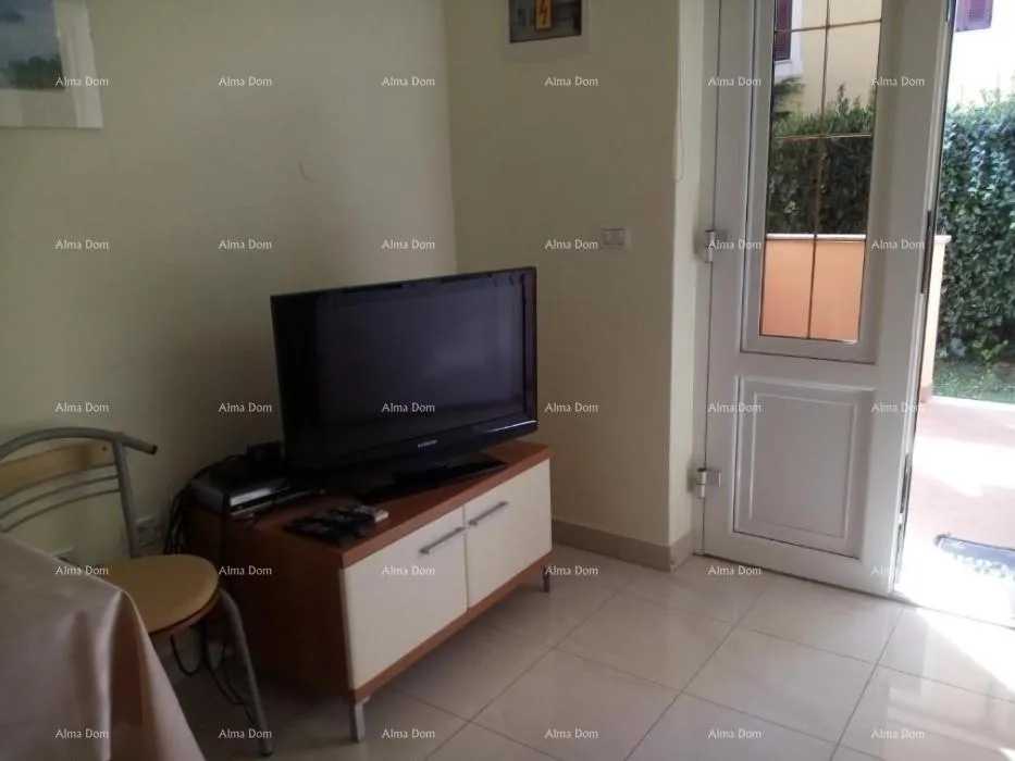 kuća prodaje se kuća sa 5 apartmana i pogledom na more, premantura - slika 21