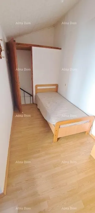 kuća prodaje se renovirana kamena kuća u centru grada vodnjan - slika 7