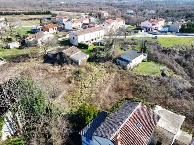 kuća prodajemo veliku samostojeću kuću sa velikom okućnicom! - slika 4