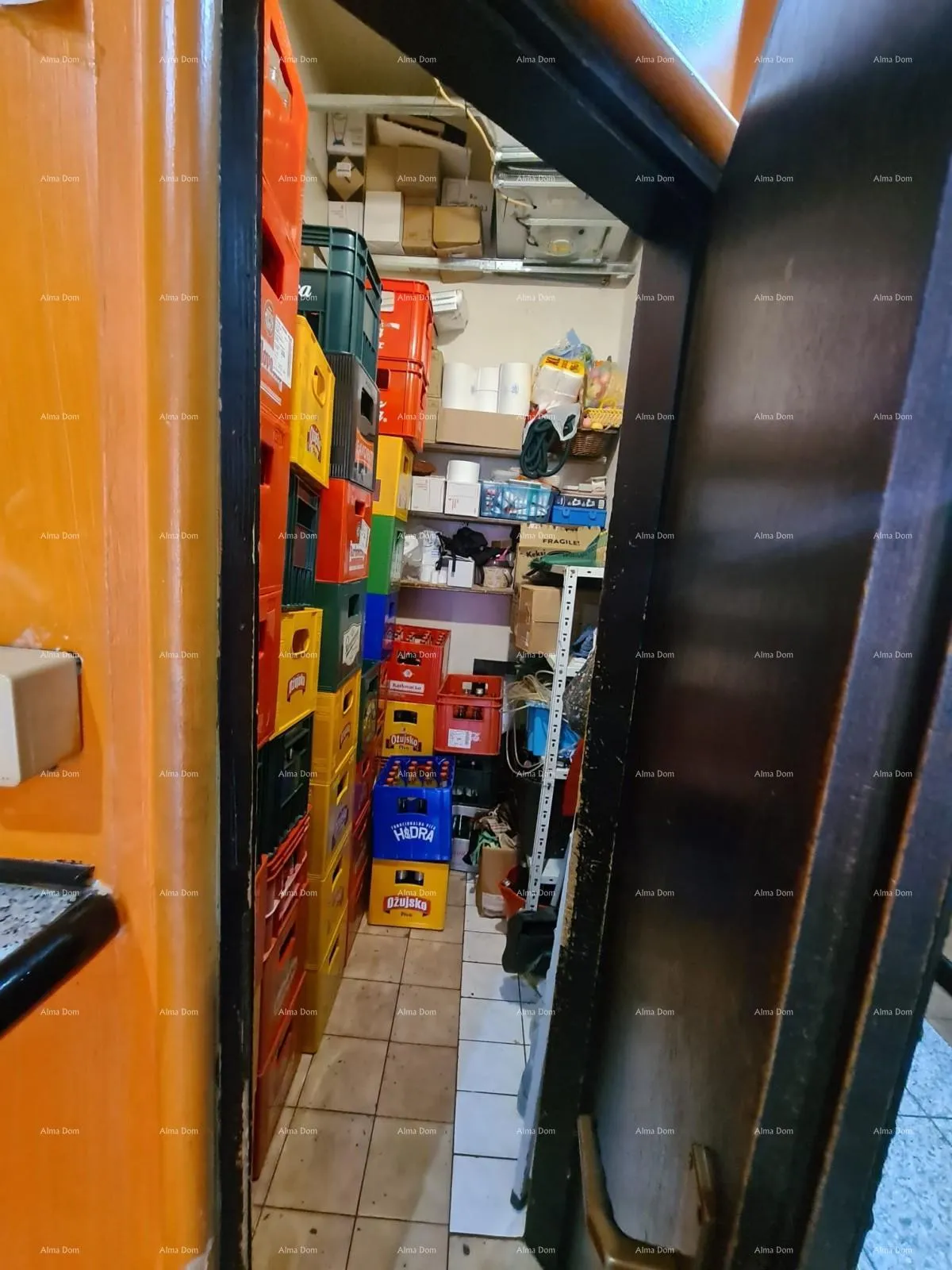 poslovni prostor na prodaju – poslovni prostor u strogom centru pule (tržnica) - slika 7