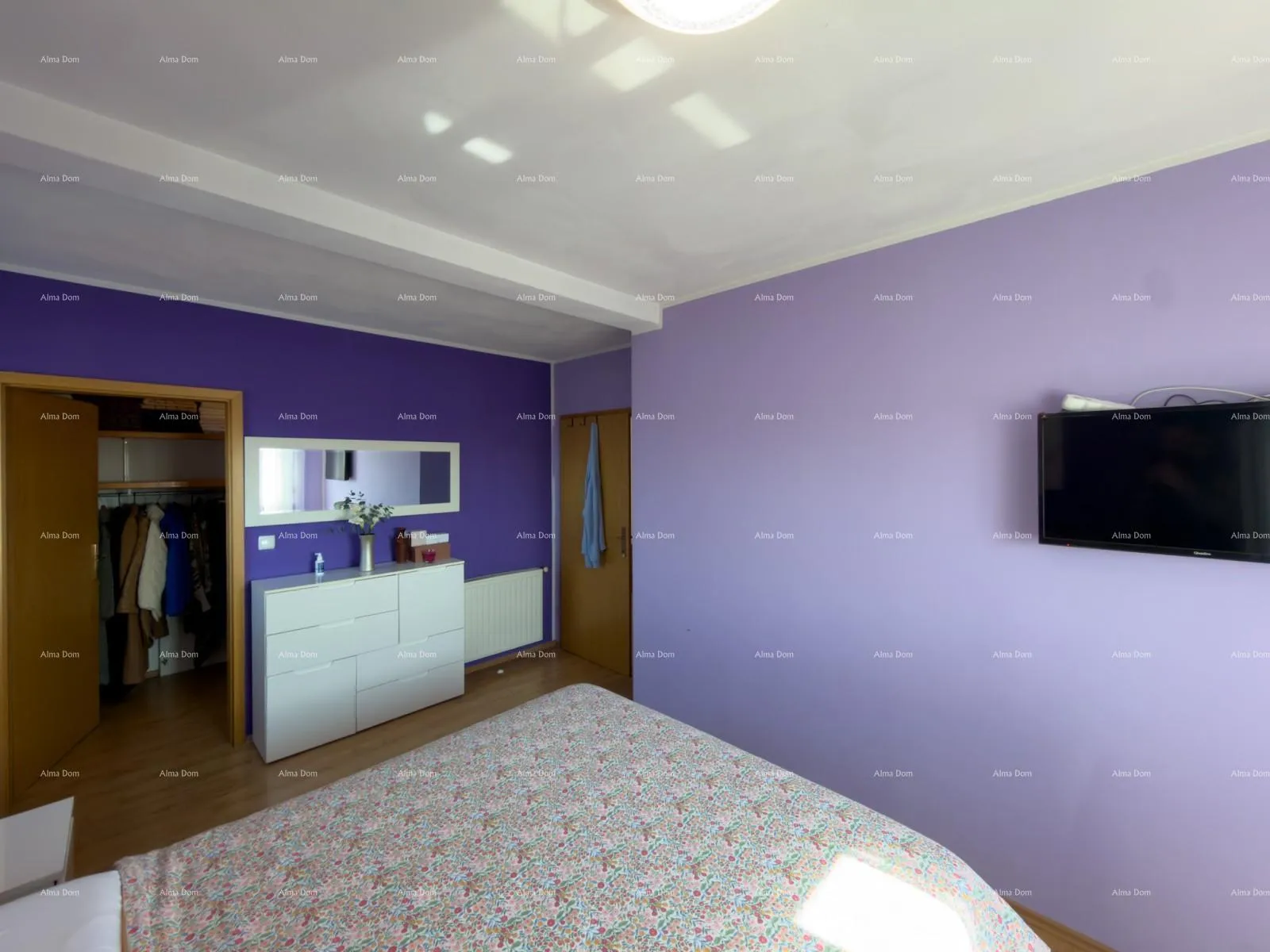 kuća kuća sa dva stana u okolici pule - slika 24