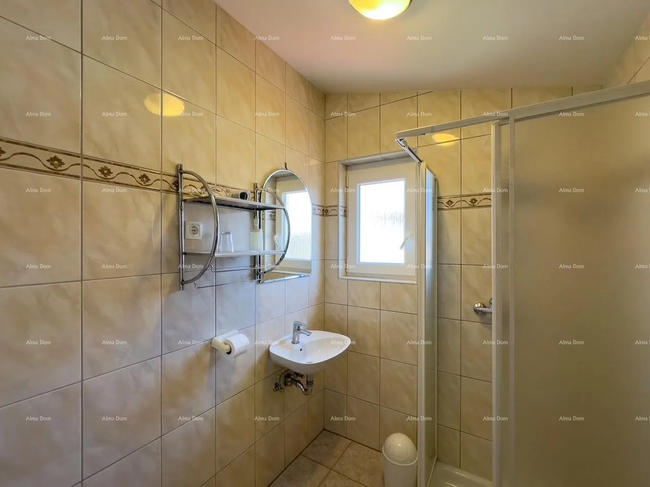stan medulin! studio apartman. blizina hotela belvedere. - slika 8