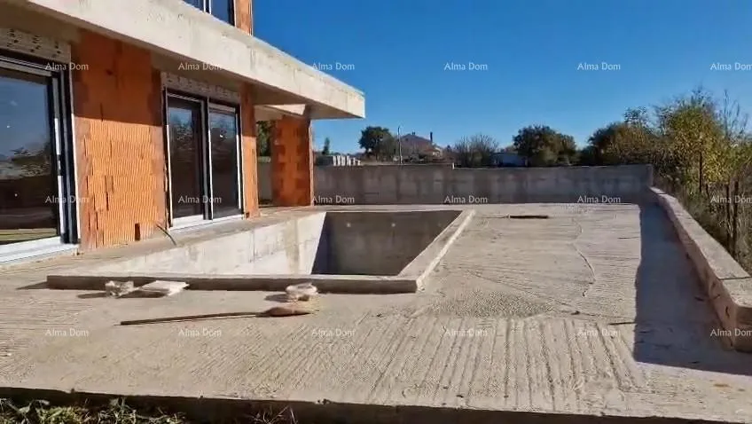 Kuća Kanfanar, moderna kuća u Roh-bau fazi