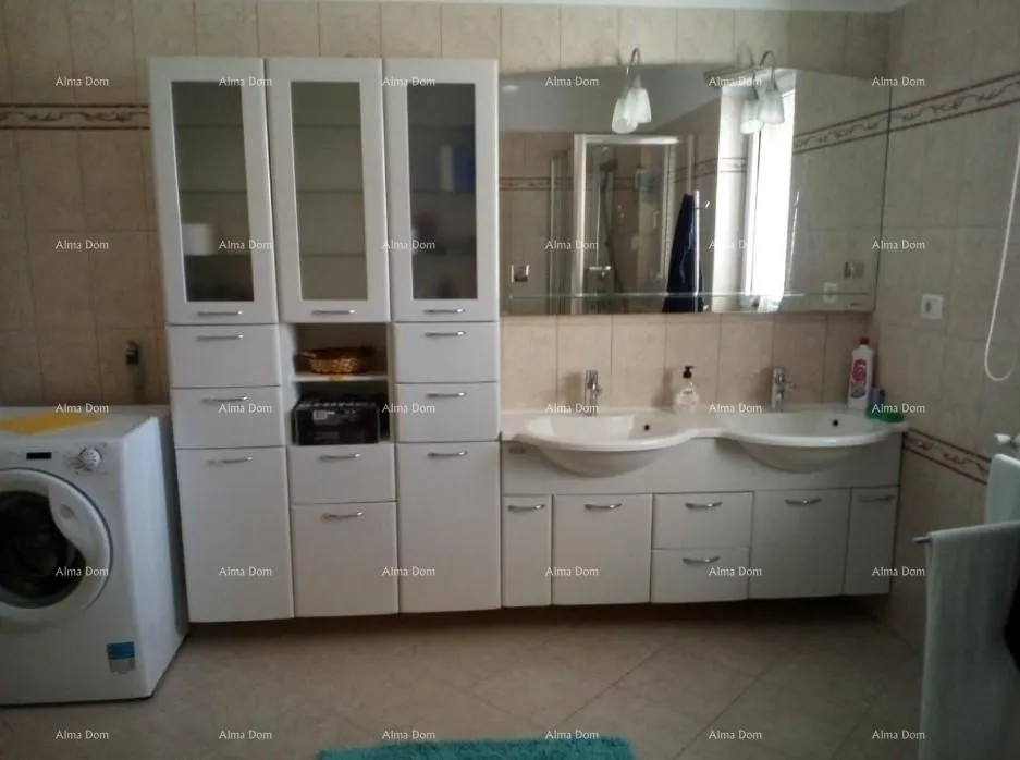 kuća prodaje se kuća sa 5 apartmana i pogledom na more, premantura - slika 11