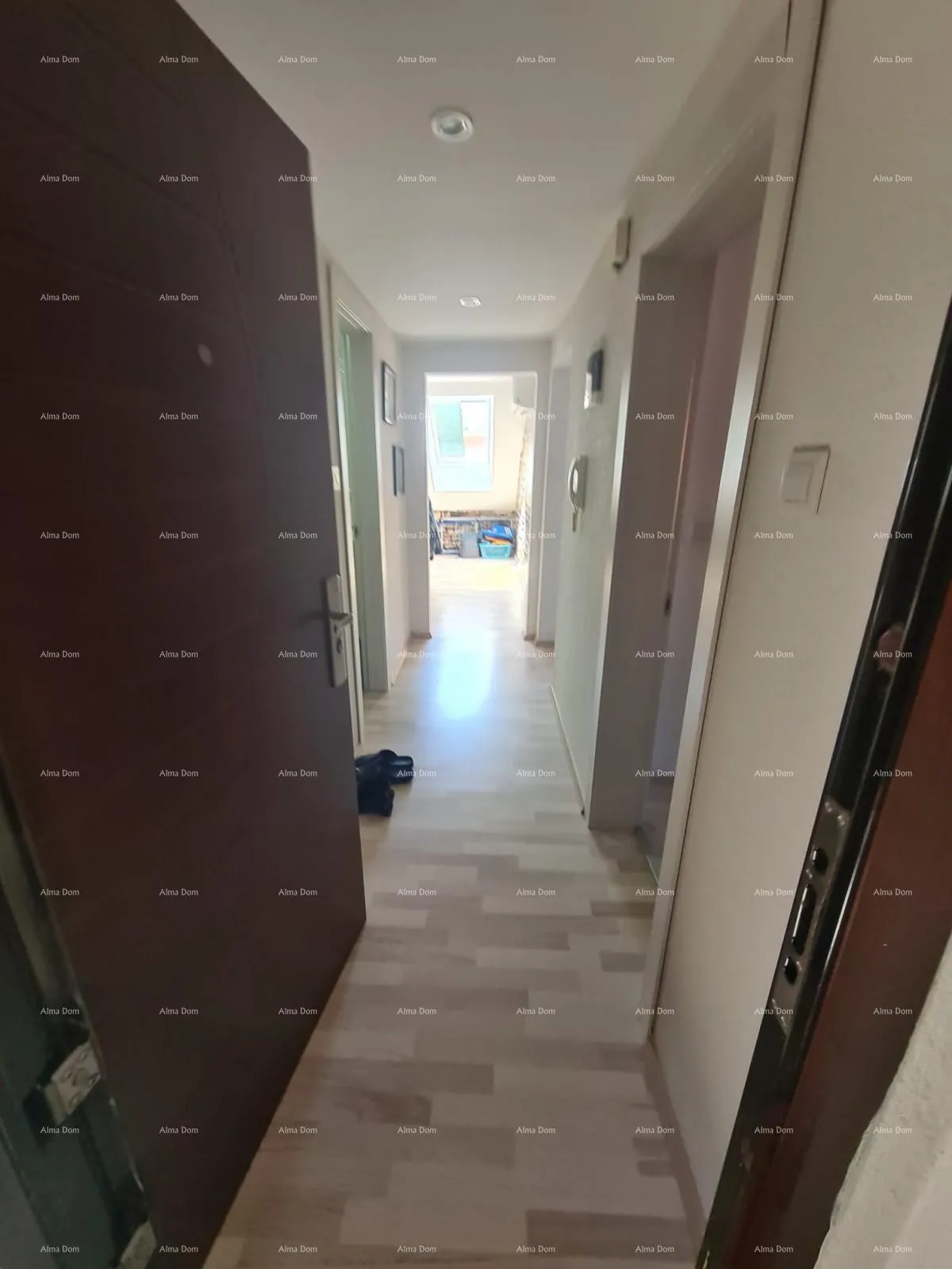 stan prodajemo stan u centru pule – 66 m² - slika 17