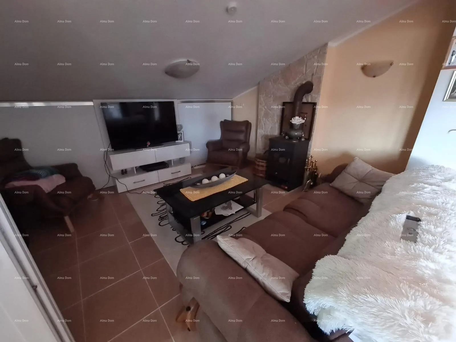 kuća ližnjan – apartmanska kuća s bazenom, 460 m². - slika 17