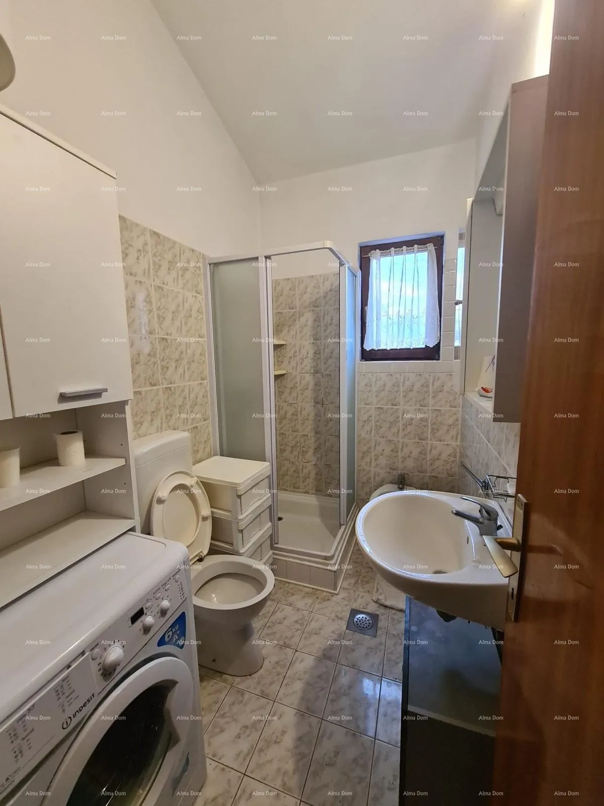 kuća prodaje se samostojeća kuća – poreč - slika 35