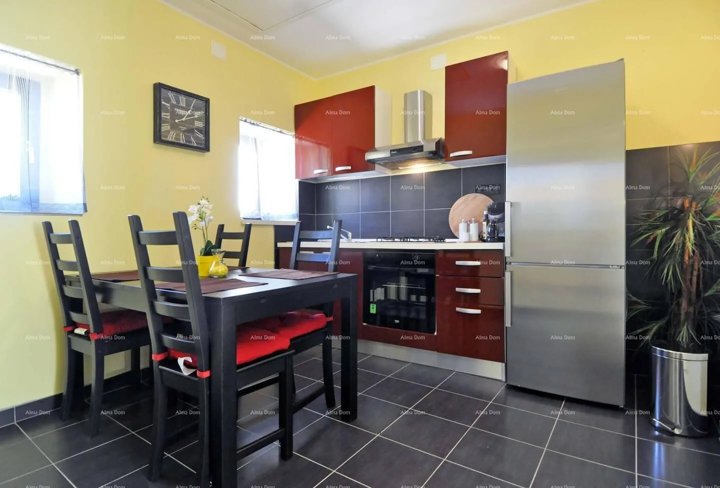 kuća premantura! kuća s dva apartmana! - slika 4