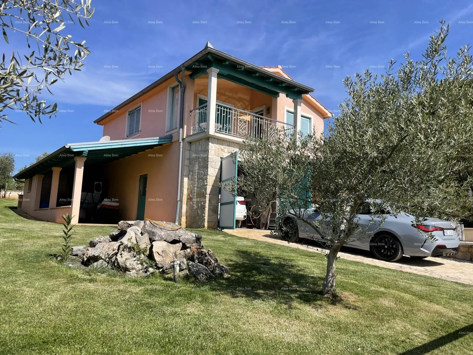 kuća prodaje se vila, blizina marčane. - slika 4
