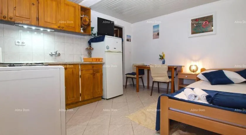 kuća kuća sa tri apartmana, medulin - slika 18